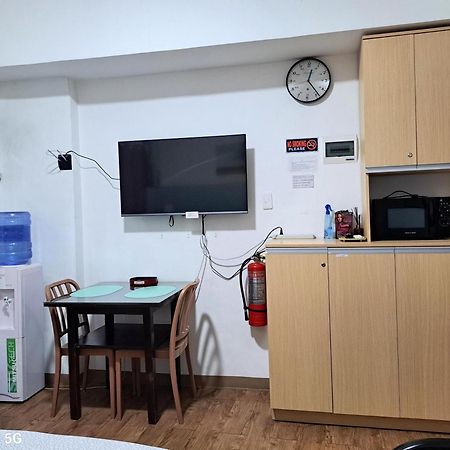 Cozy Condo Unit 5Mins From Mactan Cebu Int'L Airport With Netflix Lapu-Lapu City Esterno foto