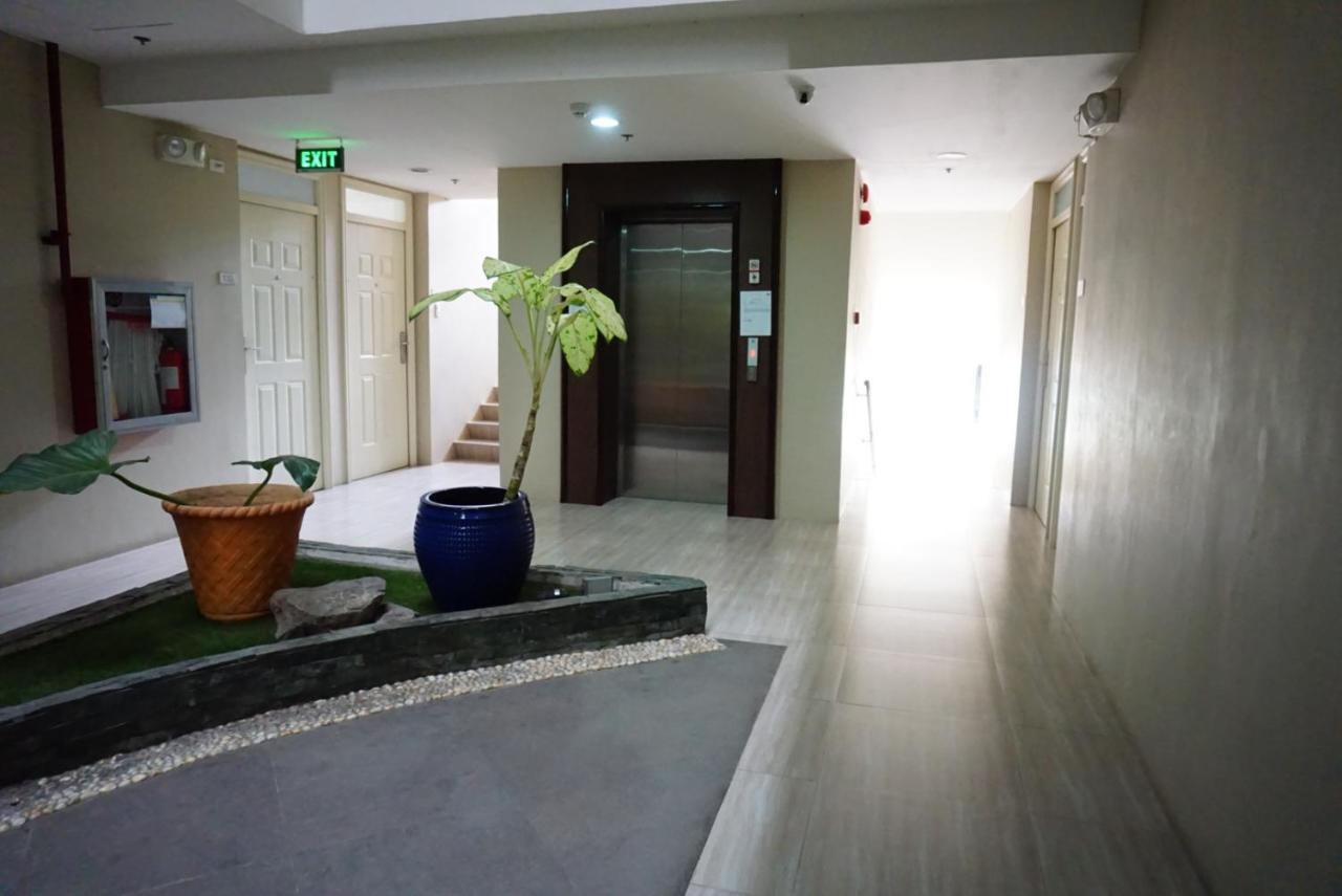 Cozy Condo Unit 5Mins From Mactan Cebu Int'L Airport With Netflix Lapu-Lapu City Esterno foto