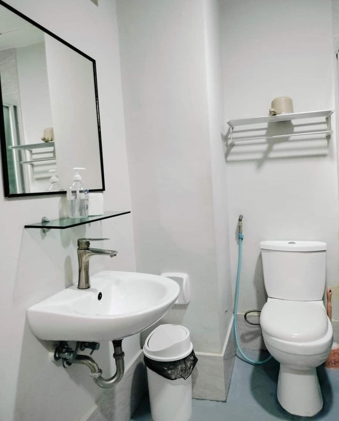 Cozy Condo Unit 5Mins From Mactan Cebu Int'L Airport With Netflix Lapu-Lapu City Esterno foto